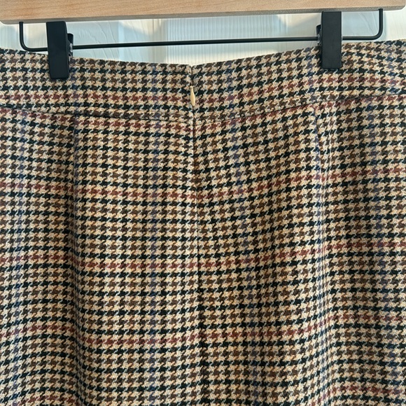 Wool-blend mini skirt in houndstooth, size 10 - Picture 5 of 10